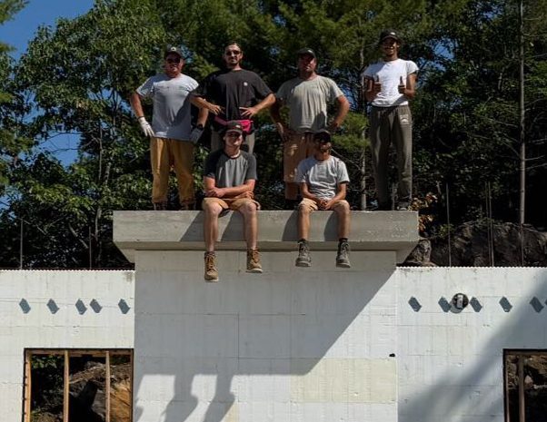 Behind every great build is a great team — Here are some of the member's of Paul’s crew.